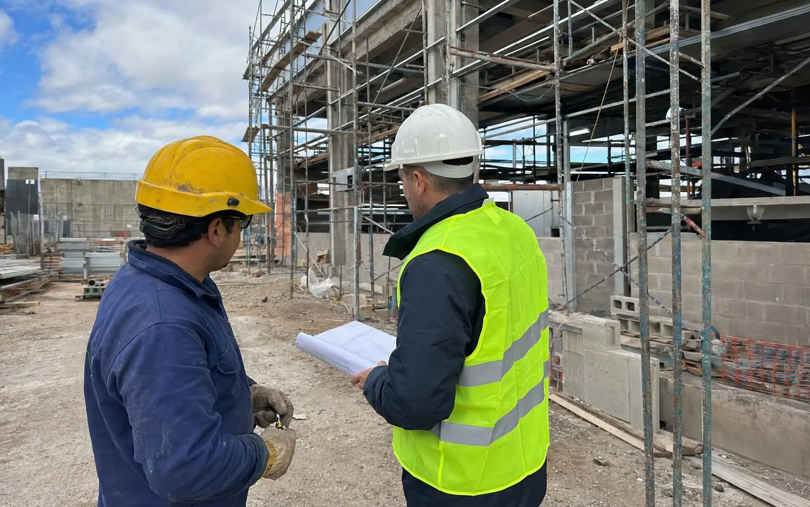 Trabajo de consultoría en el sector Construcción